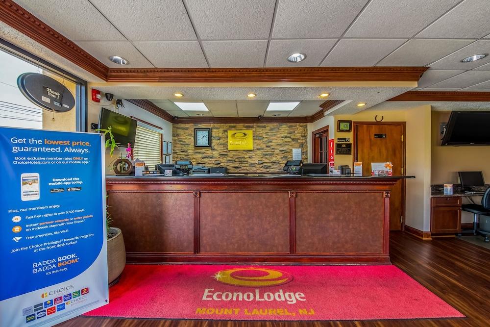 Econo Lodge Mount Laurel Exterior photo